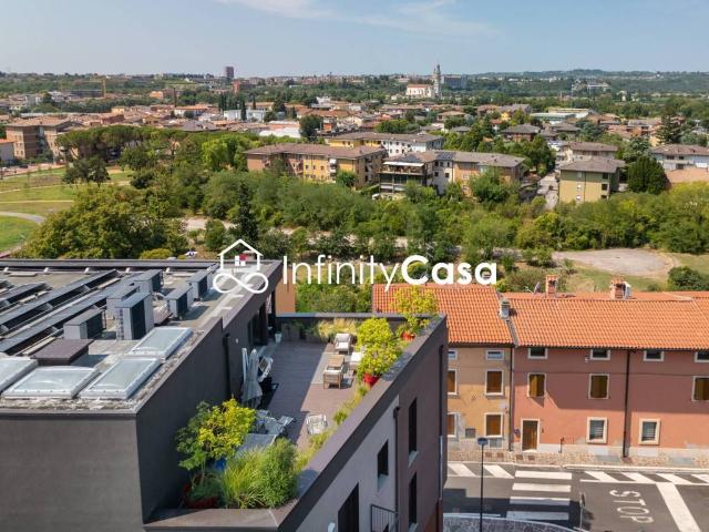 Attico / Mansarda in vendita a Pescantina VR