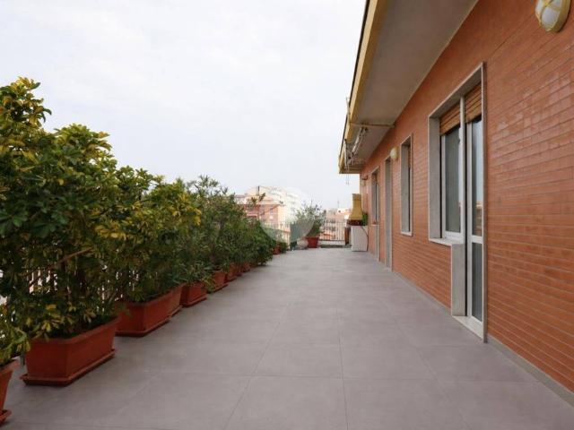 Attico / Mansarda in vendita a Pescara PE