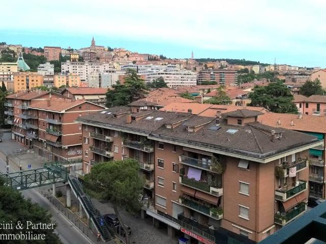 Attico / Mansarda in vendita a Perugia PG