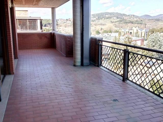 Attico / Mansarda in vendita a Perugia PG