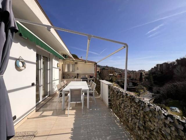 Attico / Mansarda in vendita a Rapallo GE