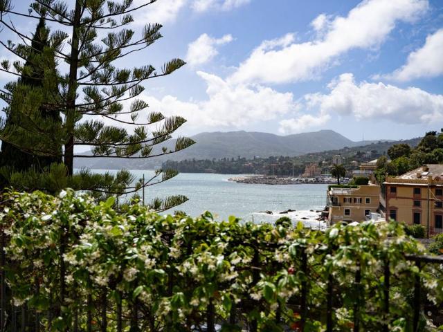 Attico / Mansarda in vendita a Rapallo GE