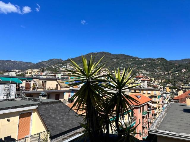 Attico / Mansarda in vendita a Rapallo GE
