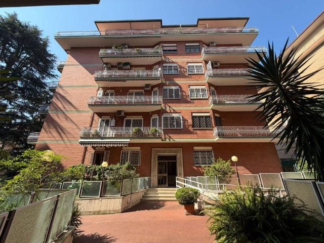 Attico / Mansarda in vendita a Roma RM