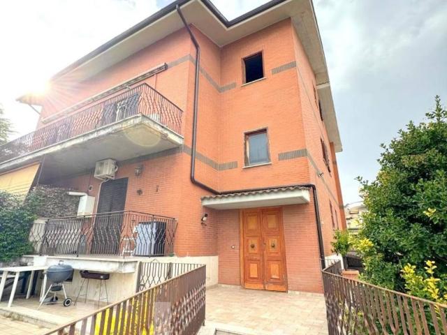 Attico / Mansarda in vendita a Roma RM