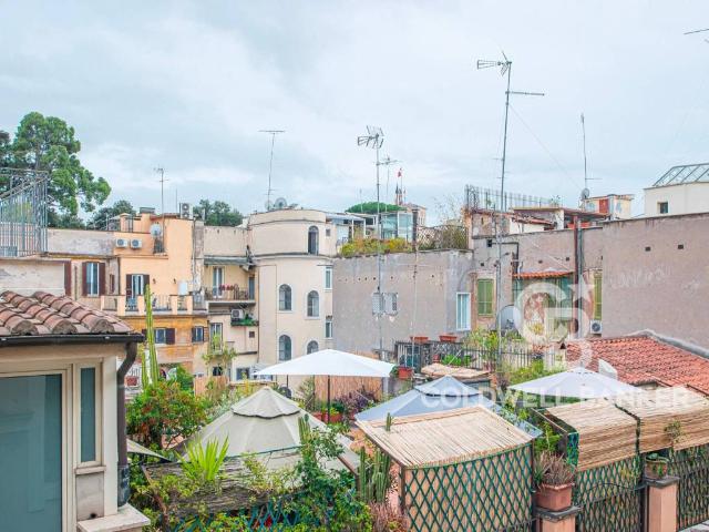 Attico / Mansarda in vendita a Roma RM