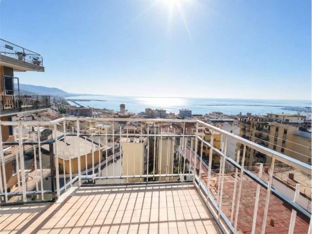 Attico / Mansarda in vendita a Salerno SA