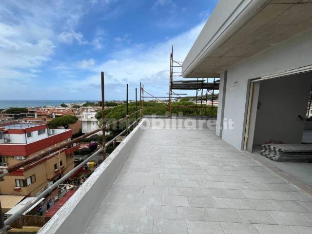 Attico / Mansarda in vendita a Santa Marinella RM