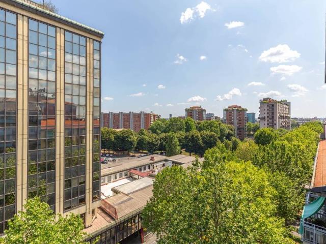 Attico / Mansarda in vendita a Sesto San Giovanni MI