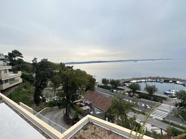 Attico / Mansarda in vendita a Trieste TS