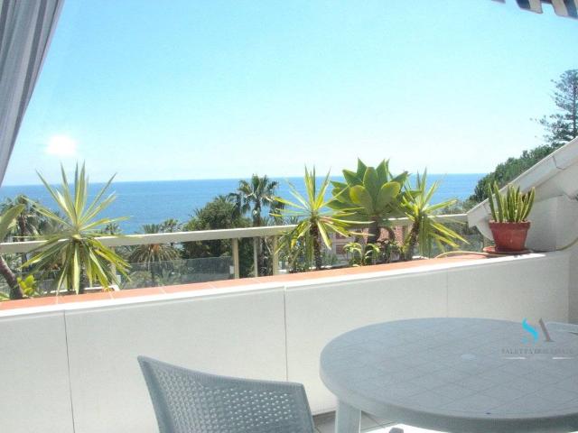 Attico salita al Grand Albergo 1, Corso degli Inglesi, Sanremo