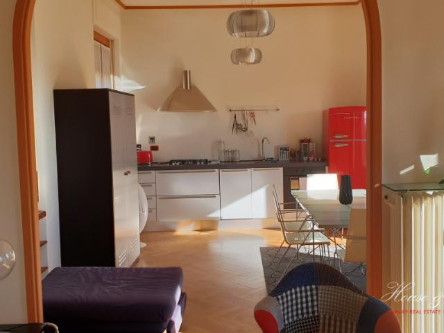 Attico trilocale in affitto 85 m², Torino