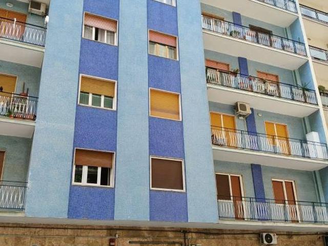 Attico TRILOCALE in affitto a Bari Ba