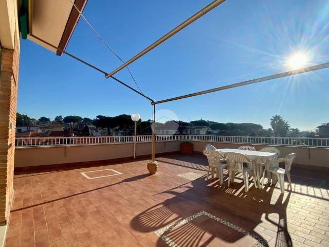 Attico via ardeatina 157, Lido di Cincinnato Sirene, Anzio