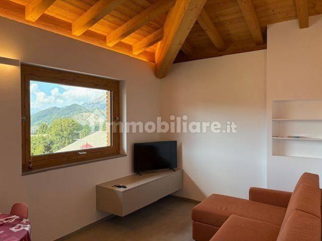 Attico via Conciliazione 18, Centro, Castione della Presolana