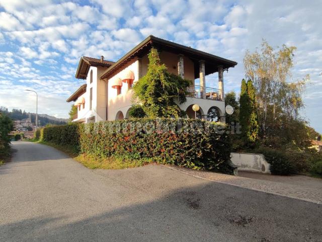 Attico via per Gignese 27, Stresa