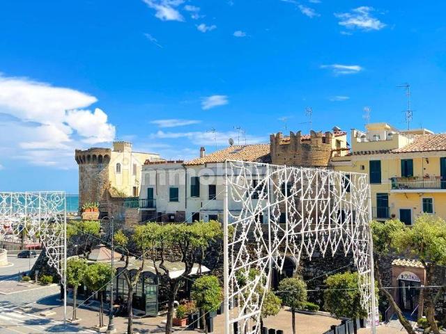 Attico viale Giacomo Matteotti 23, Centro, Nettuno