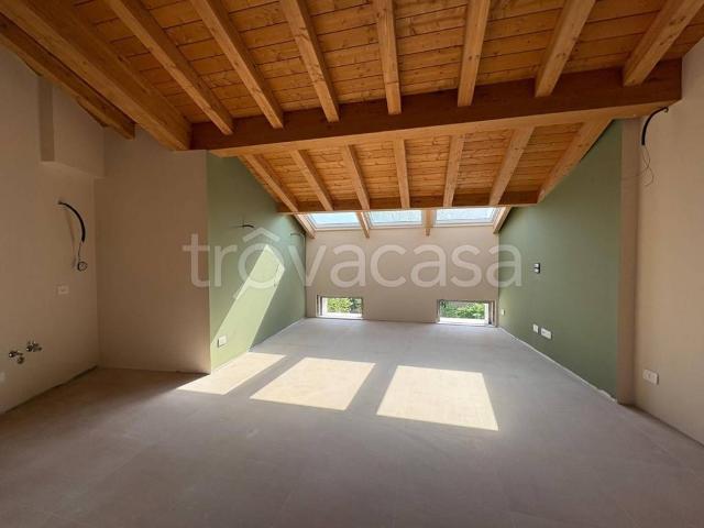 Attico/mansarda in vendita a Castelnuovo Rangone
