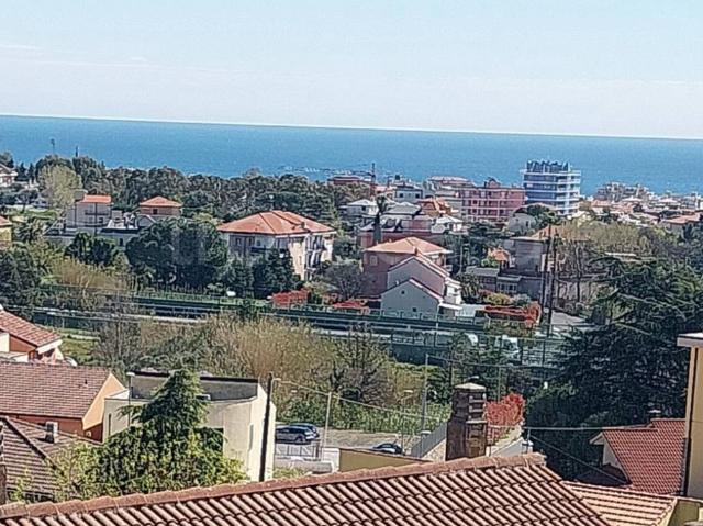 Attico/mansarda in vendita a Loano