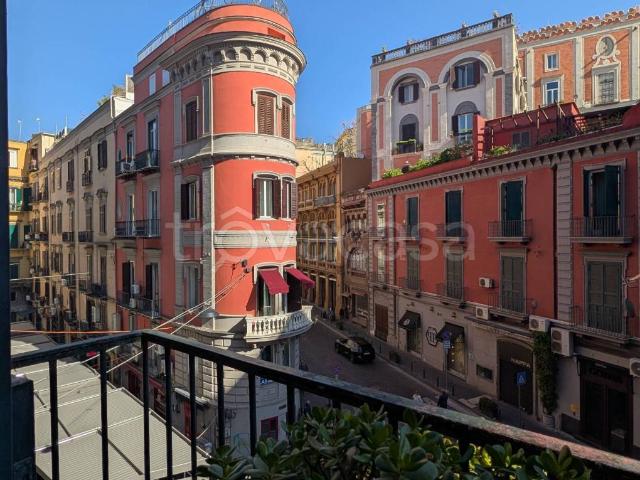 Attico/mansarda in vendita a Napoli, Chiaia