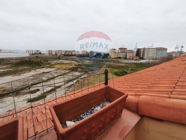 Attico/Mansarda in vendita a Vado Ligure