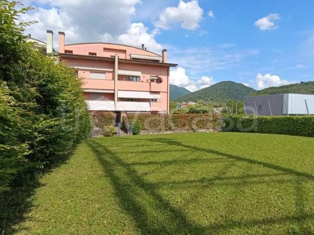 Attico/mansarda in vendita ad Alzano Lombardo via Provinciale