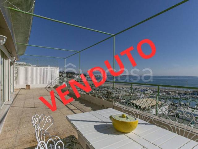 Attico/mansarda in vendita ad Anzio via Antonio Gramsci, 62, Centro Storico