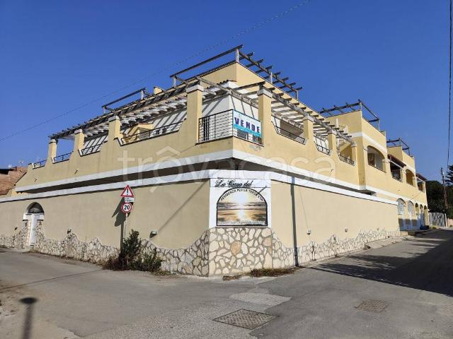 Attico/mansarda in vendita ad Anzio via delle Tamerici, 38, Lido di Cincinnato Sirene