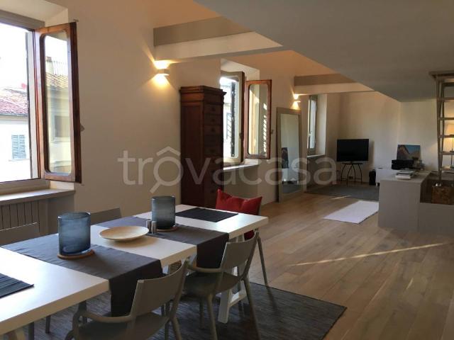 Attico/mansarda in affitto a Firenze via dei Rondinelli, Piazza della Repubblica