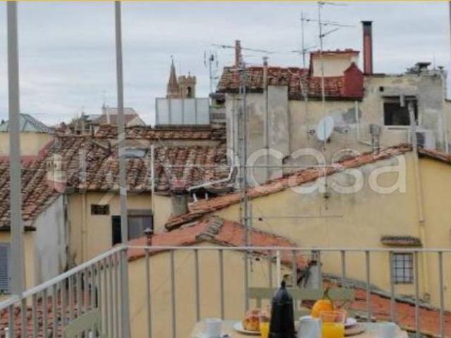 Attico/mansarda in affitto a Firenze via delle Pinzochere, Santa Croce