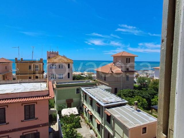 Attico/mansarda in affitto a Ladispoli via Duca degli Abruzzi