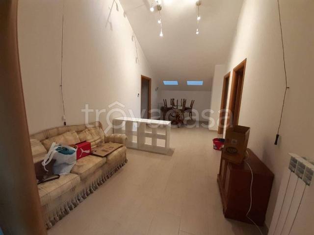 Attico/mansarda in affitto a L'Aquila, Villa Comunale