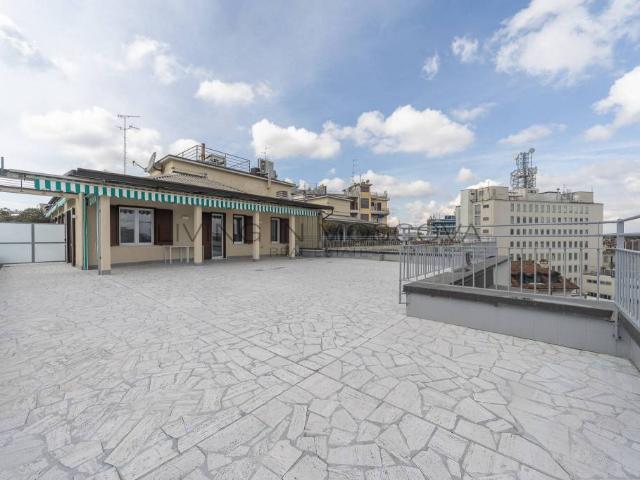 Attico/mansarda in affitto a Milano corso Magenta, 32, Cadorna Castello
