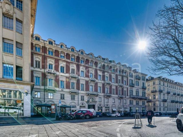 Attico/mansarda in affitto a Torino, Piazza Solferino