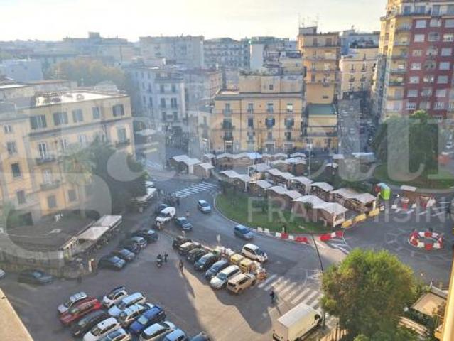 Attico/Mansarda Napoli. Rif.: ARTISTI1600ARG