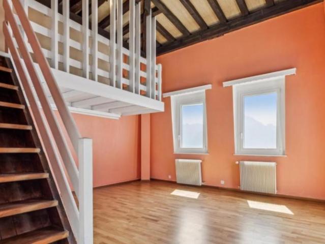 Attikawohnung ein Zimmer