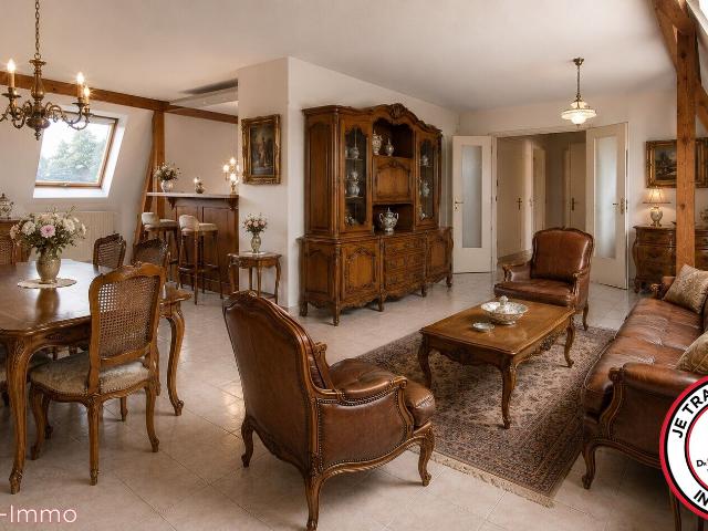 ATTIQUE de standing + TERRASSE avec VUE REMARQUABLE + GARAGE PRIVE + PLACE de PARKING PRIVEE