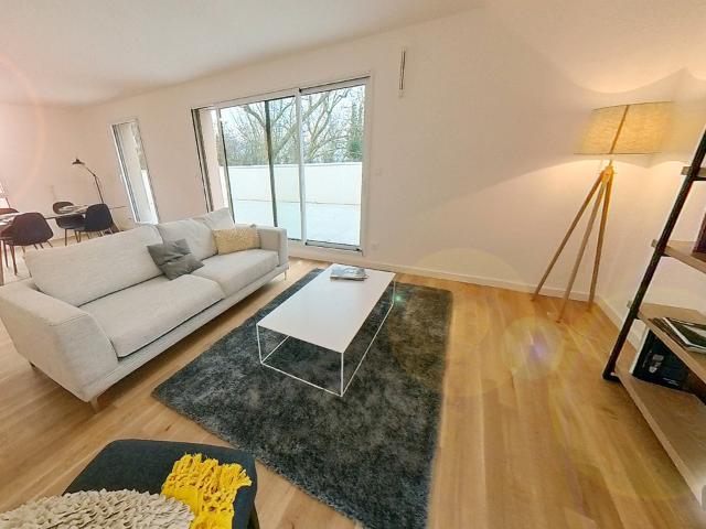 Attique d'Exception: T5 de 111.60 m² avec Terrasse Plein Ciel de 70,45m², Parking et cave