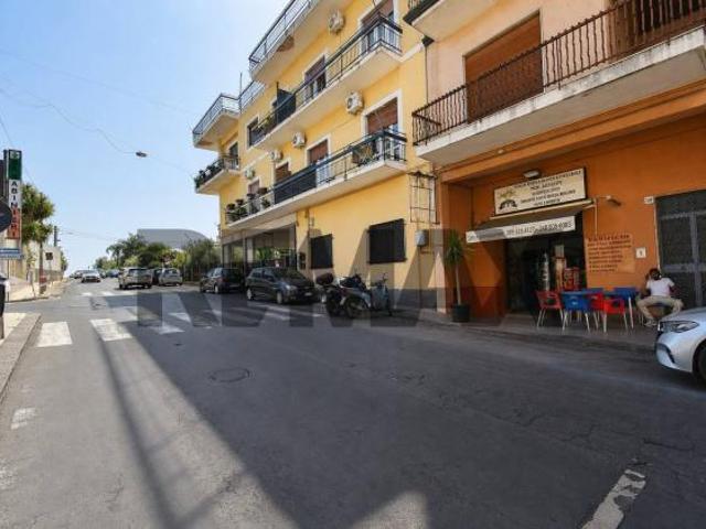 Attivit Commerciale in vendita a Aci Castello