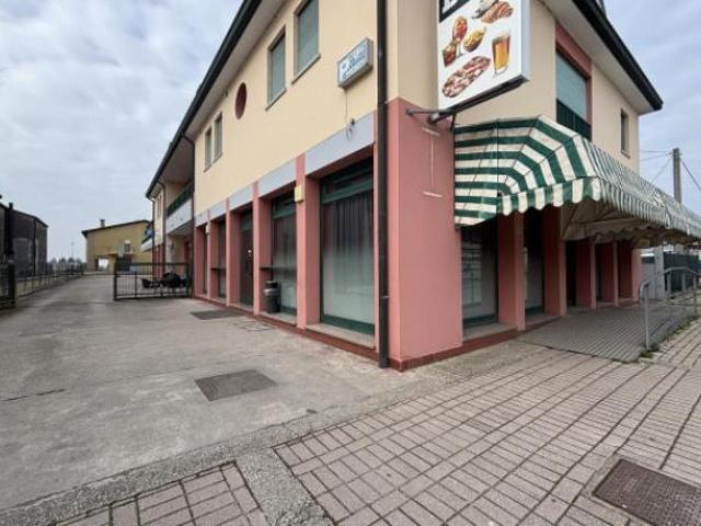 Immobile di 265 m con 4 locali in vendita a Codevigo [rif. DV 12270]