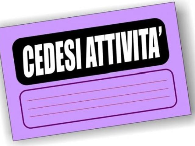 Attivit / Licenza di 50 m con 2 locali in vendita a Carpi