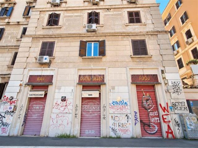 Attività Commerciale di 142 mq a Marconi, San Paolo Roma