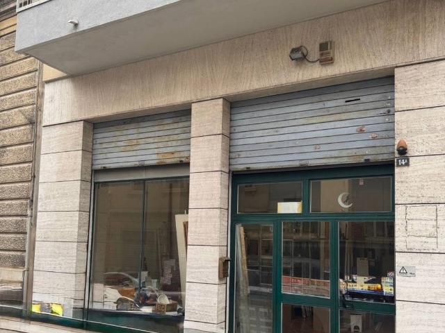Attività / Licenza in affitto a Trieste TS