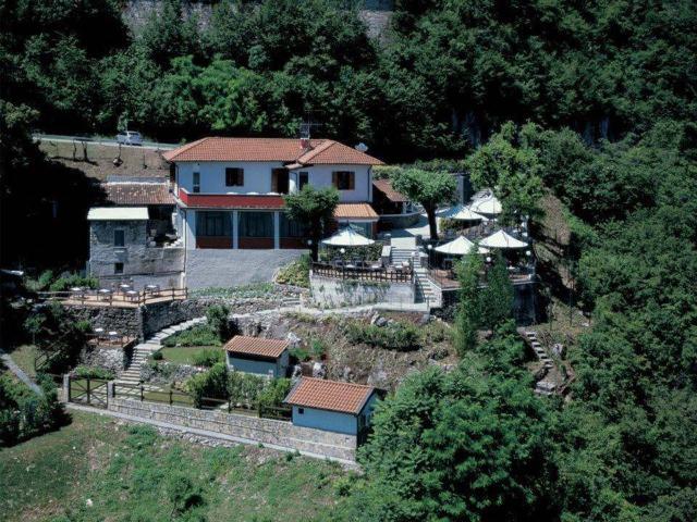 Attività / Licenza in affitto a Valbrona CO