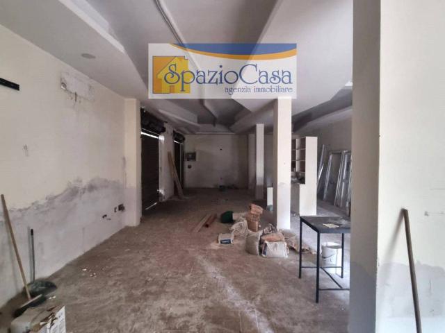 Attività / Licenza in affitto a Aversa CE