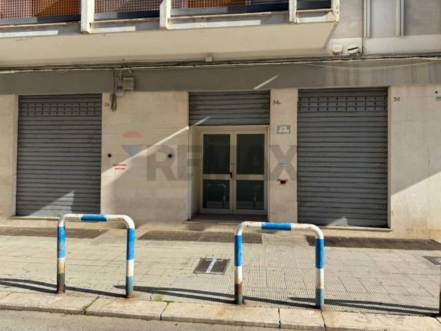 Attività / Licenza in affitto a Bari BA