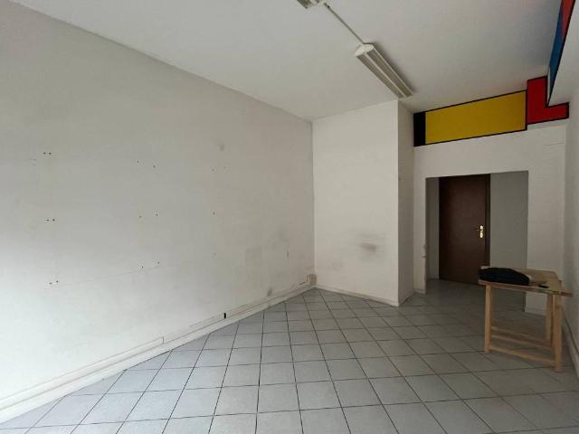 Attività / Licenza in affitto a Bologna BO