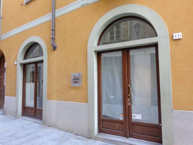 Attività / Licenza in affitto a Borgosesia VC