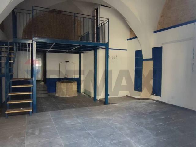 Attività / Licenza in affitto a Caltagirone CT