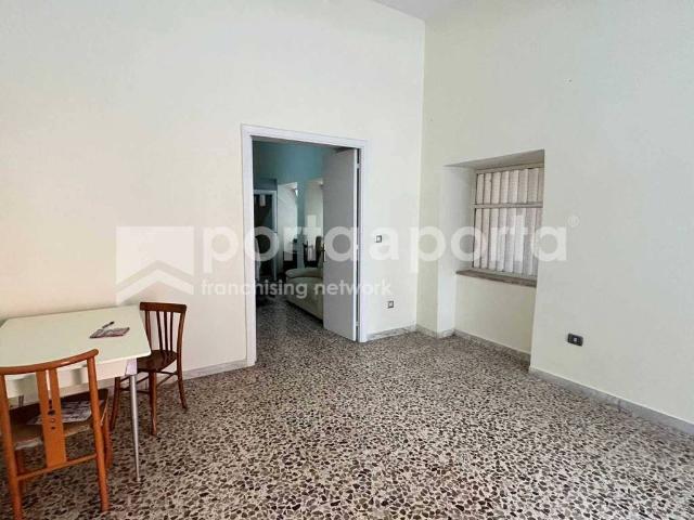 Attività / Licenza in affitto a Casapulla CE
